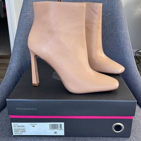 NIB Vince Camuto Taileen Bootie - Picture 2 of 4